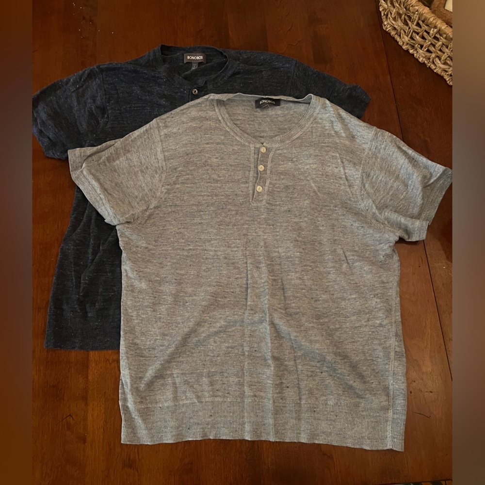 Bonobos Linen Blend short sleeve Henley, large, set of two, mid and light blue.